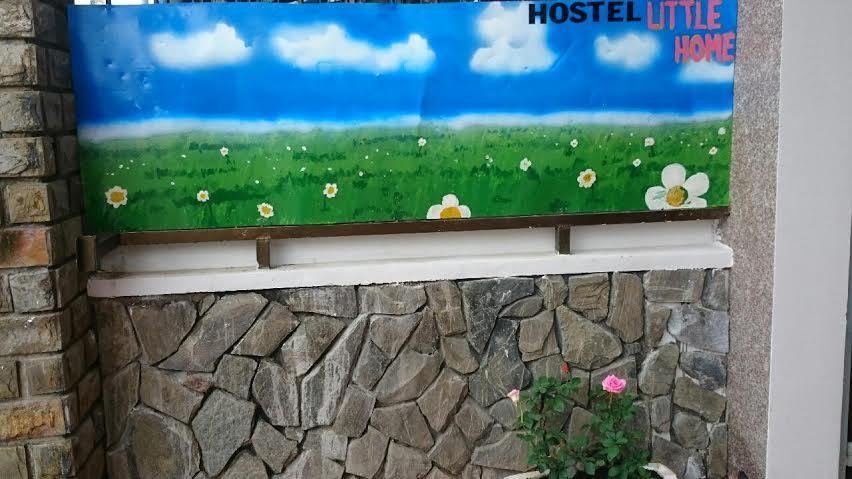 Little Home Hostel Vinh Hai Exterior foto