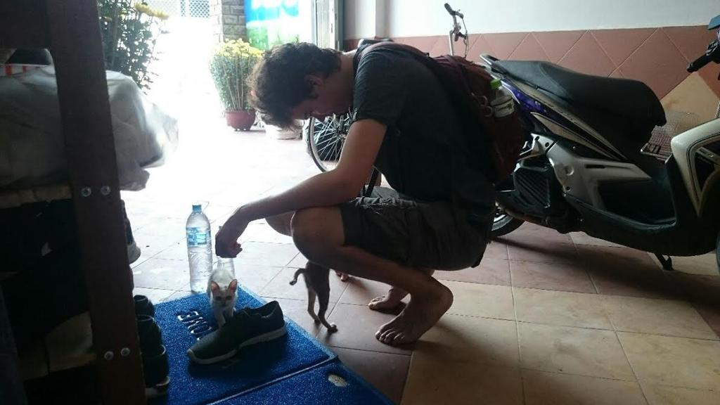 Little Home Hostel Vinh Hai Exterior foto
