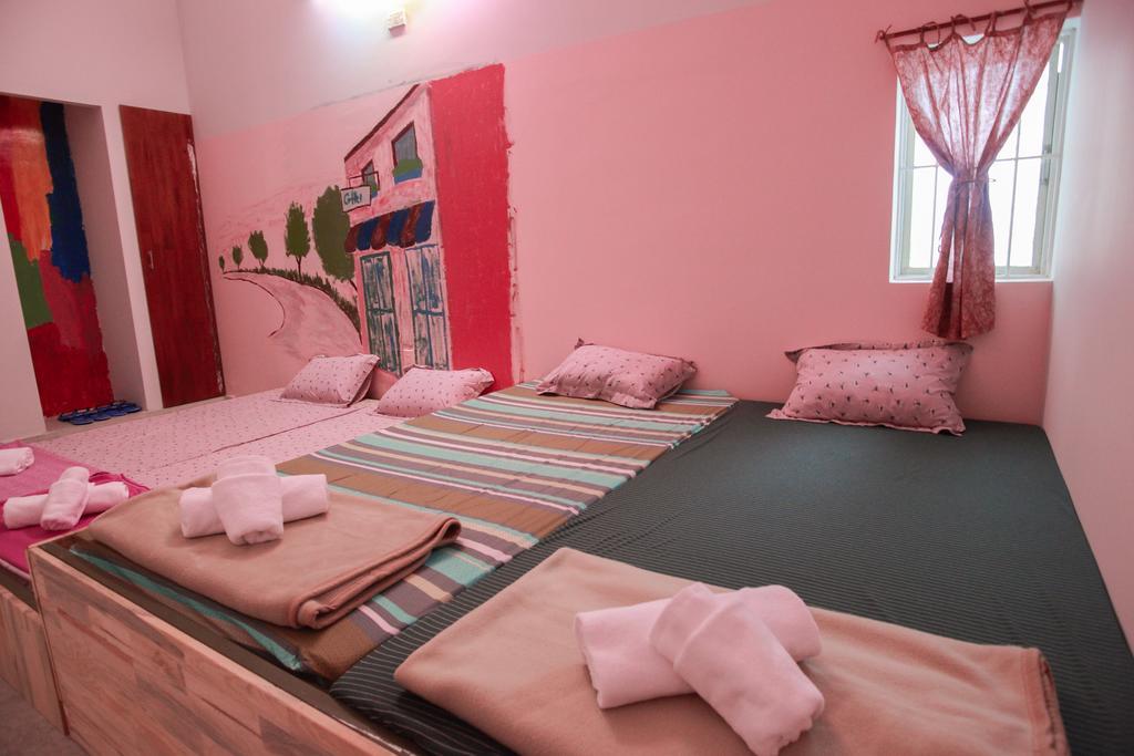 Little Home Hostel Vinh Hai Exterior foto
